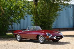 Jaguar E-Type photo