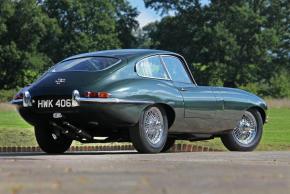 Jaguar E-Type photo