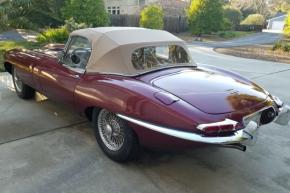 Jaguar E-Type photo