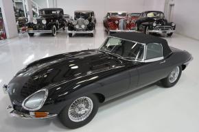 Jaguar E-Type photo