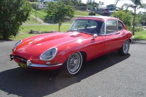 Jaguar E-Type photo