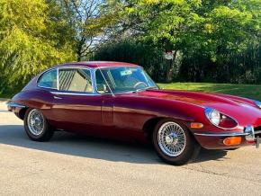 Jaguar E-Type photo