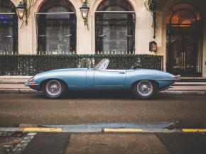 Jaguar E-Type photo