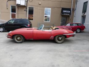 Jaguar E-Type photo