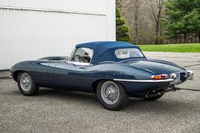 Jaguar E-Type photo