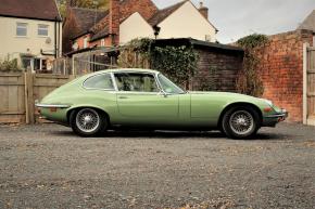 Jaguar E-Type photo