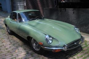 Jaguar E-Type photo