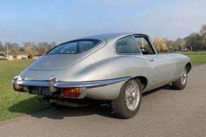 Jaguar E-Type photo