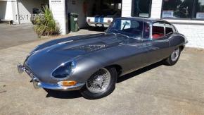 Jaguar E-Type photo