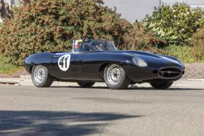 Jaguar E-Type photo