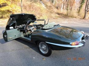 Jaguar E-Type photo