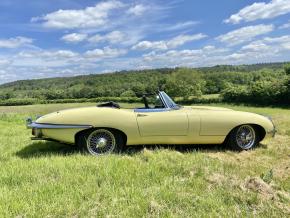 Jaguar E-Type photo