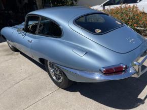 Jaguar E-Type photo