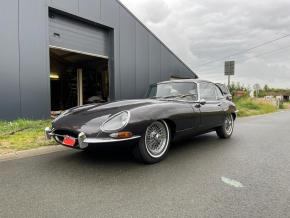 Jaguar E-Type photo