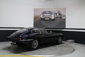 Jaguar E-Type photo