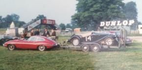 Jaguar E-Type photo