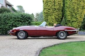 Jaguar E-Type photo