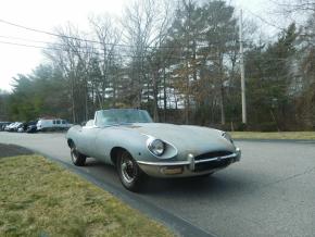 Jaguar E-Type photo