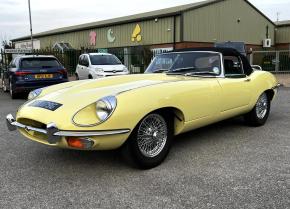 Jaguar E-Type photo