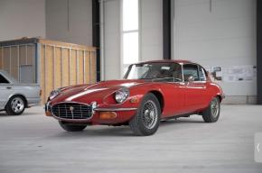 Jaguar E-Type photo