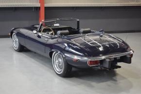 Jaguar E-Type photo