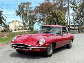 Jaguar E-Type photo