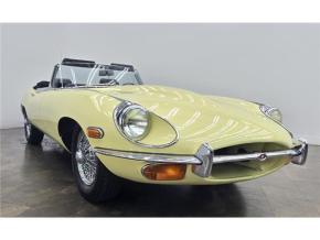 Jaguar E-Type photo