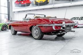 Jaguar E-Type photo