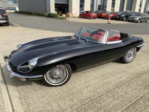 Jaguar E-Type photo