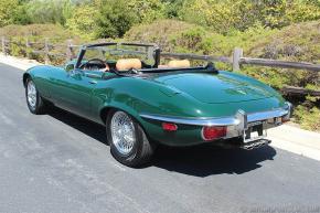 Jaguar E-Type photo