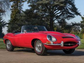 Jaguar E-Type photo