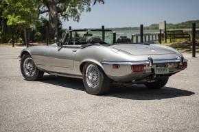 Jaguar E-Type photo