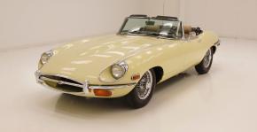 Jaguar E-Type photo