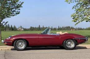 Jaguar E-Type photo