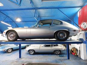 Jaguar E-Type photo