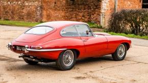 Jaguar E-Type photo