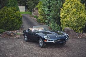 Jaguar E-Type photo