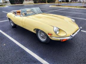 Jaguar E-Type photo