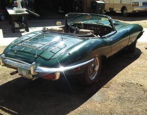 Jaguar E-Type photo