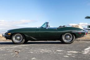 Jaguar E-Type photo