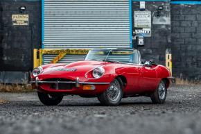 Jaguar E-Type photo