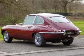 Jaguar E-Type photo