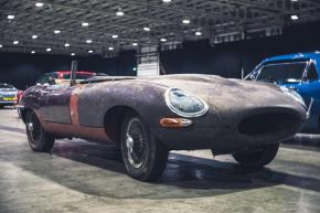 Jaguar E-Type photo