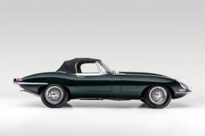 Jaguar E-Type photo