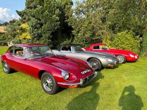 Jaguar E-Type photo