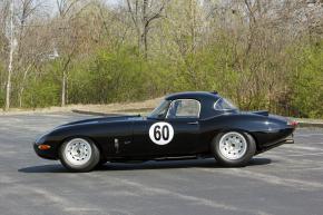 Jaguar E-Type photo