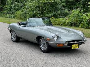 Jaguar E-Type photo