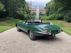 Jaguar E-Type photo