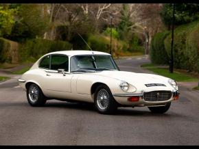 Jaguar E-Type photo