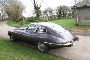 Jaguar E-Type photo